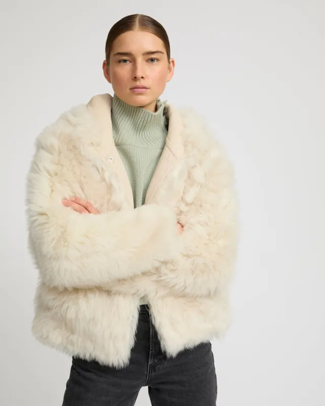 Veste courte à capuche en agneau de Toscane Folk made by Yves Salomon