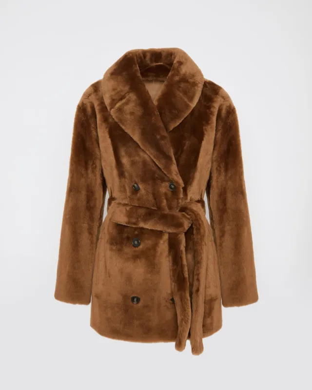 Manteau double boutonnage en peau lainée sold by Yves Salomon