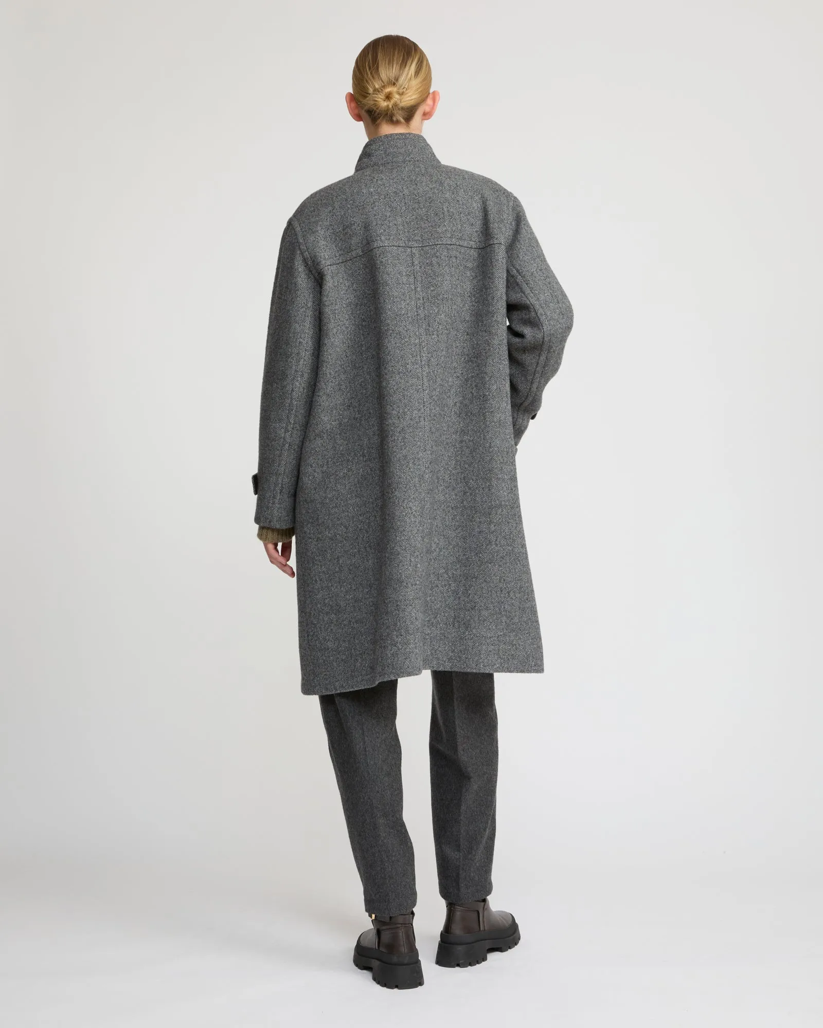 Manteau long en lainage et détails cuir sold by Yves Salomon product image thumbnail 4
