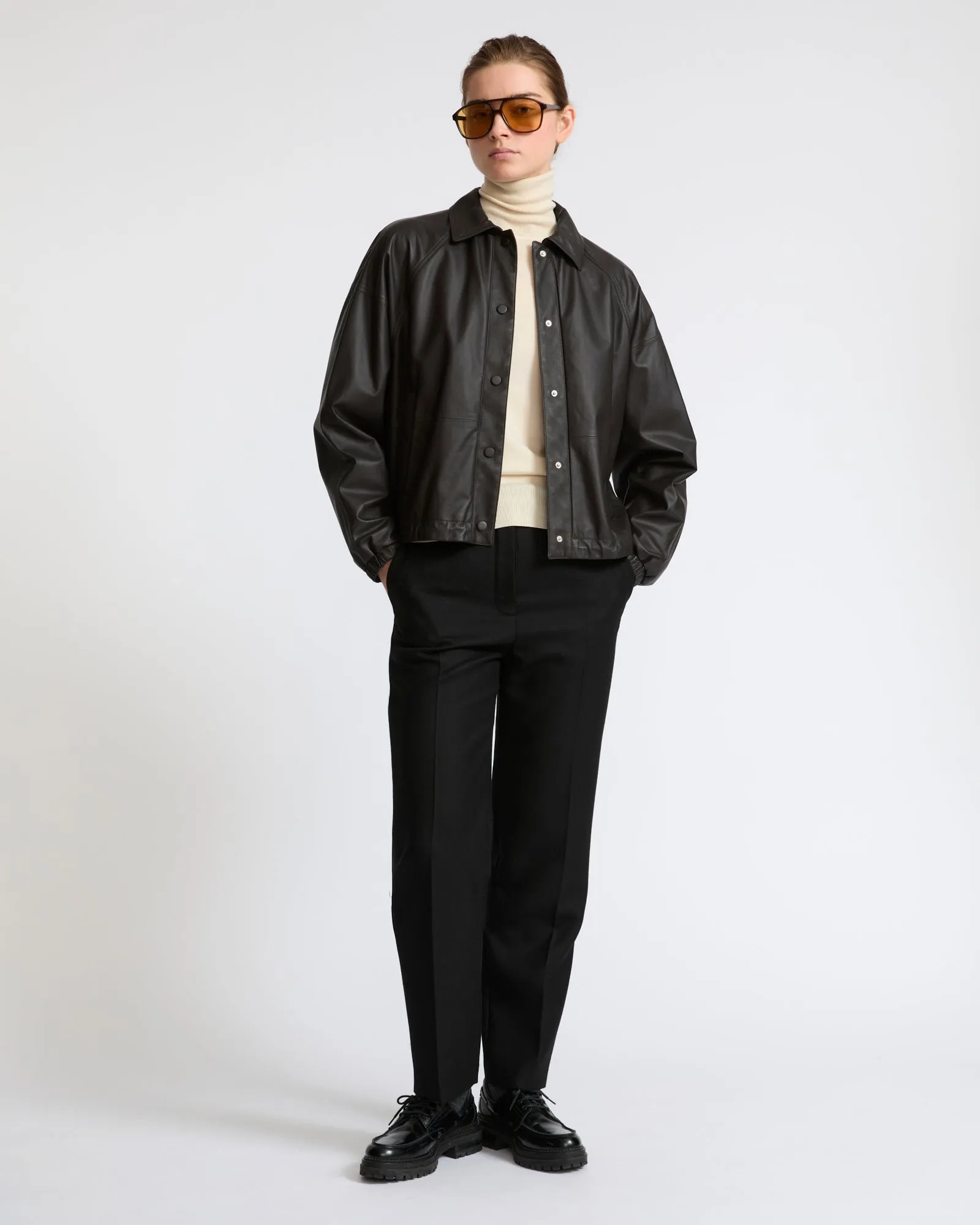Veste courte en cuir d'agneau fin sold by Yves Salomon product image thumbnail 3