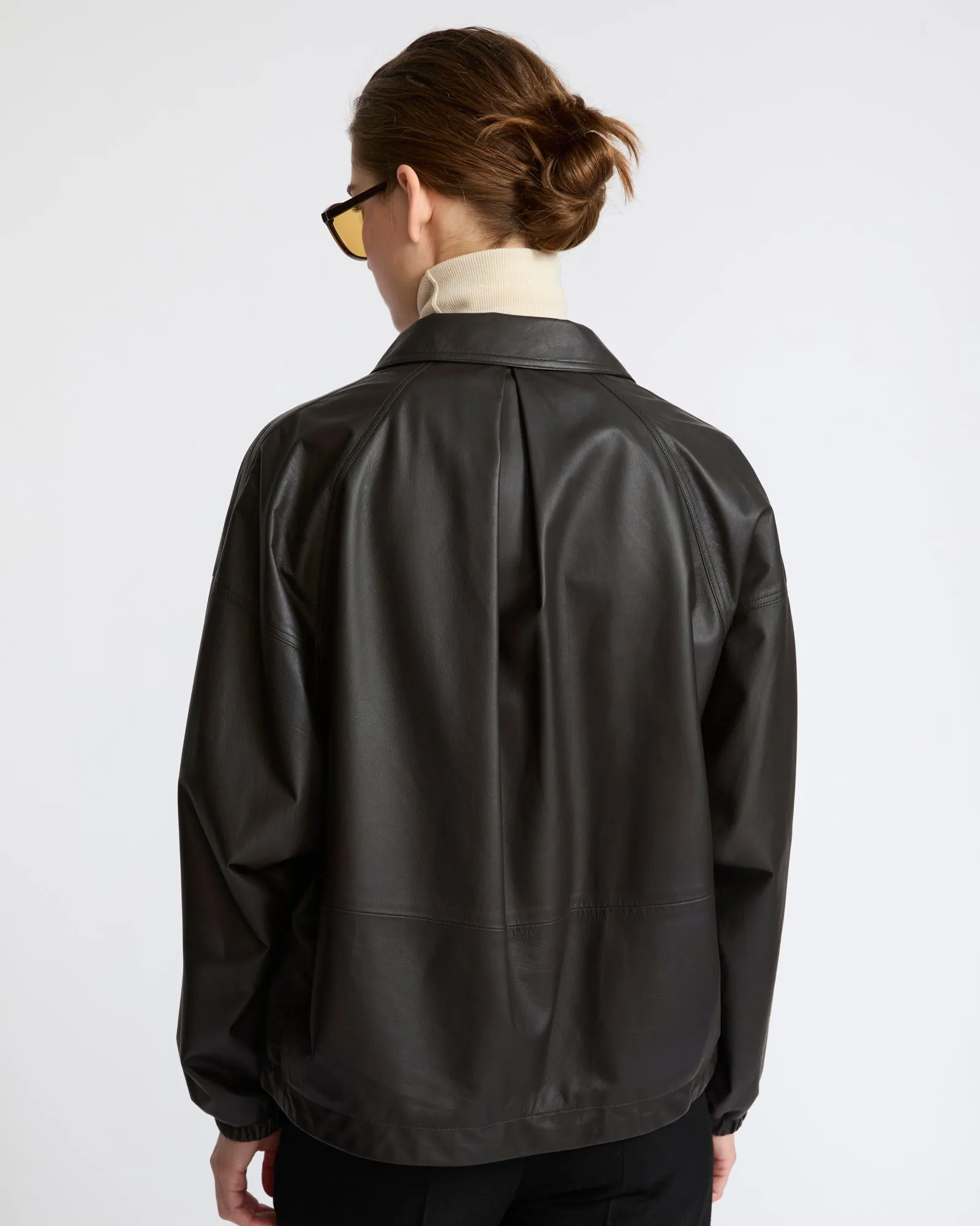 Veste courte en cuir d'agneau fin sold by Yves Salomon product image thumbnail 5