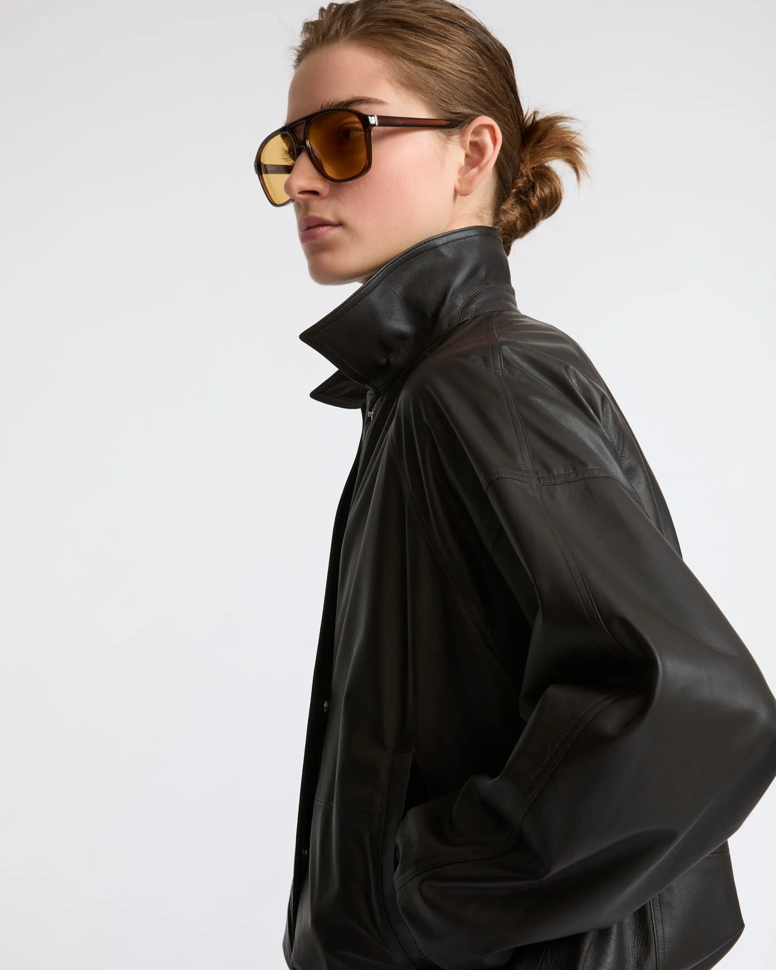 Veste courte en cuir d'agneau fin sold by Yves Salomon product image thumbnail 2