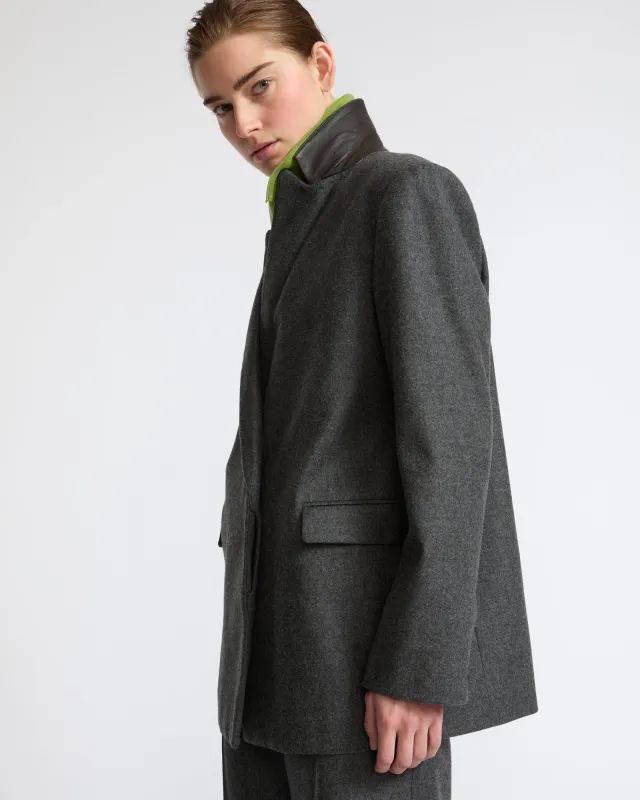 Veste tailleur en lainage cachemire Loro Piana made by Yves Salomon