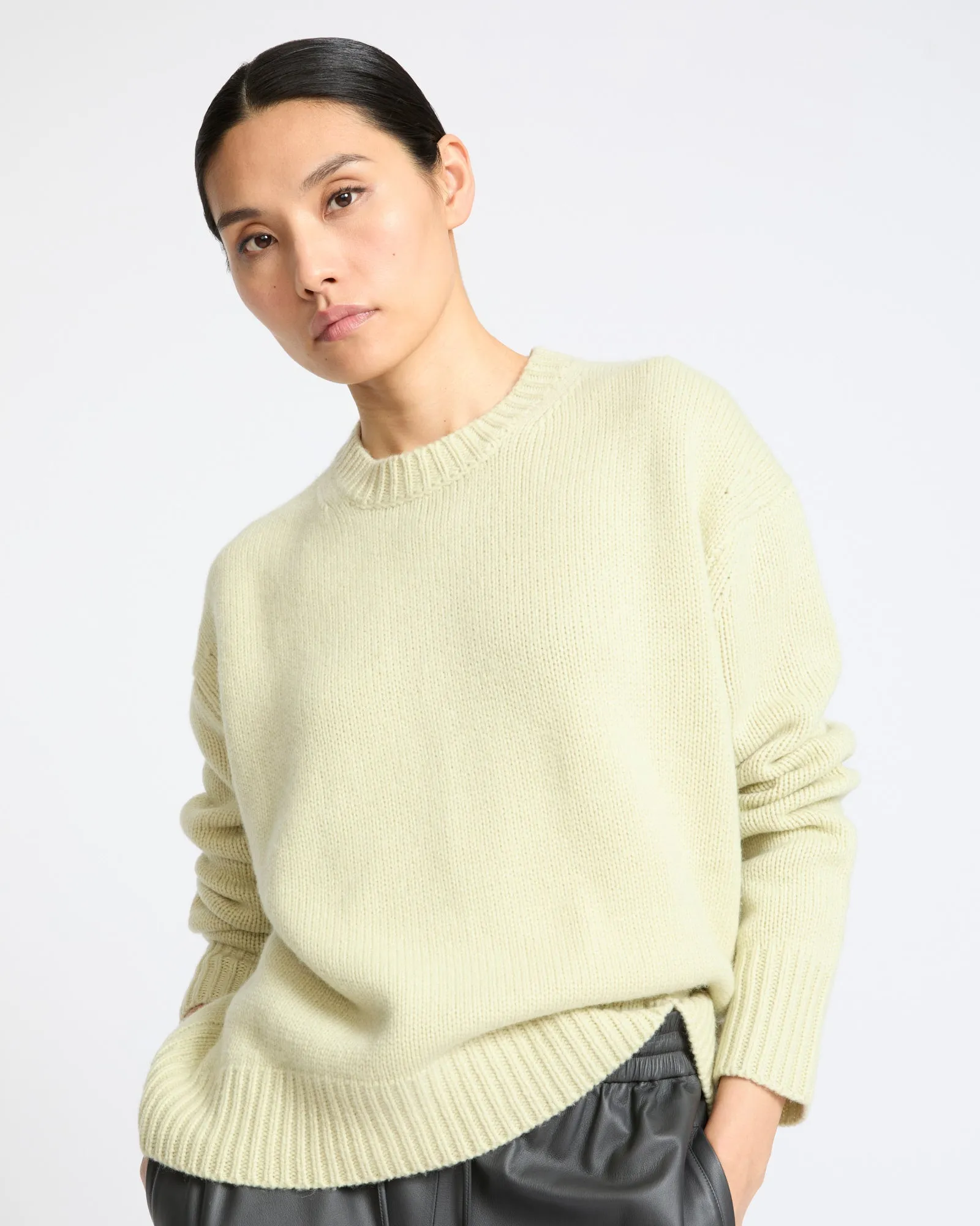 Pull col rond en maille 100% cachemire sold by Yves Salomon product image thumbnail 3
