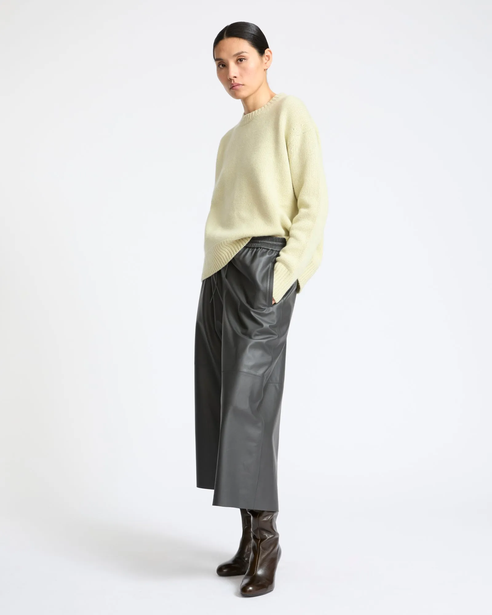 Pull col rond en maille 100% cachemire sold by Yves Salomon product image thumbnail 2