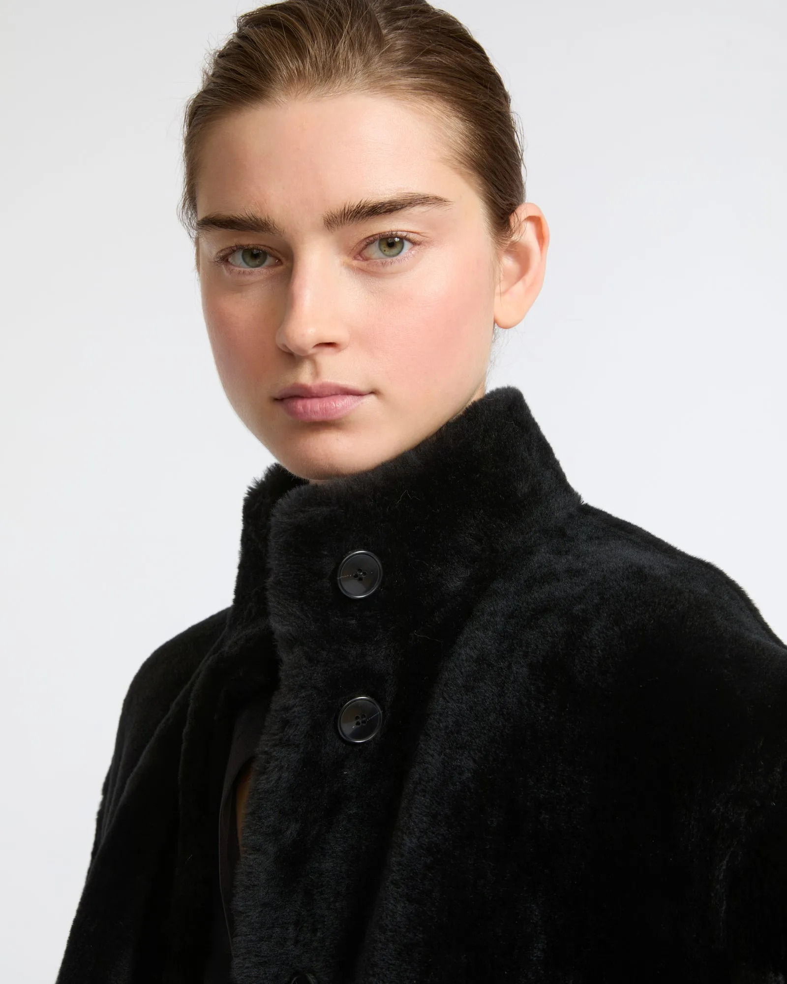 Veste droite en peau lainée d'agneau Mérinos sold by Yves Salomon product image thumbnail 3