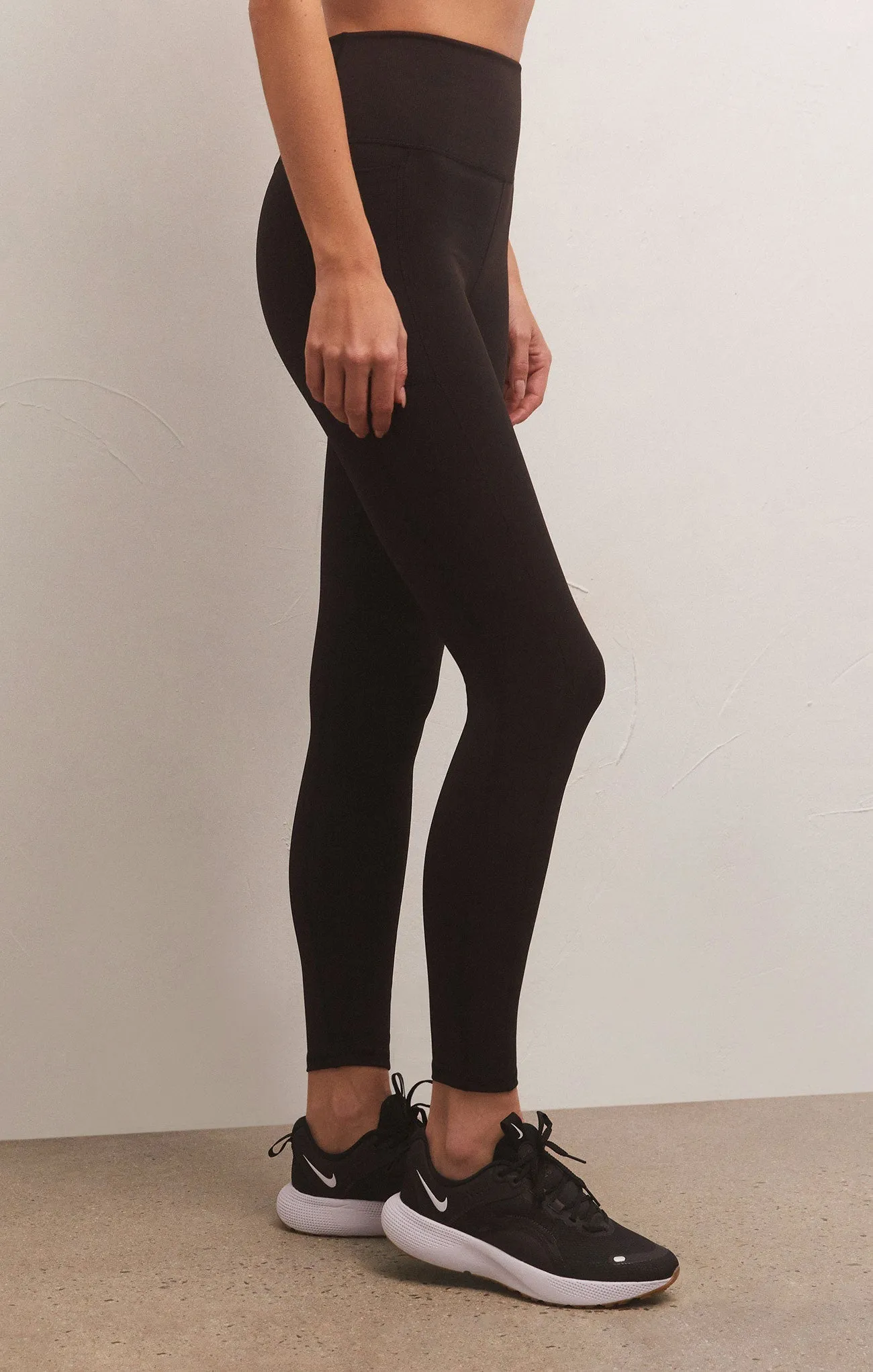 Good Form Rib 7/8 Legging sold by Z Supply product image thumbnail 3