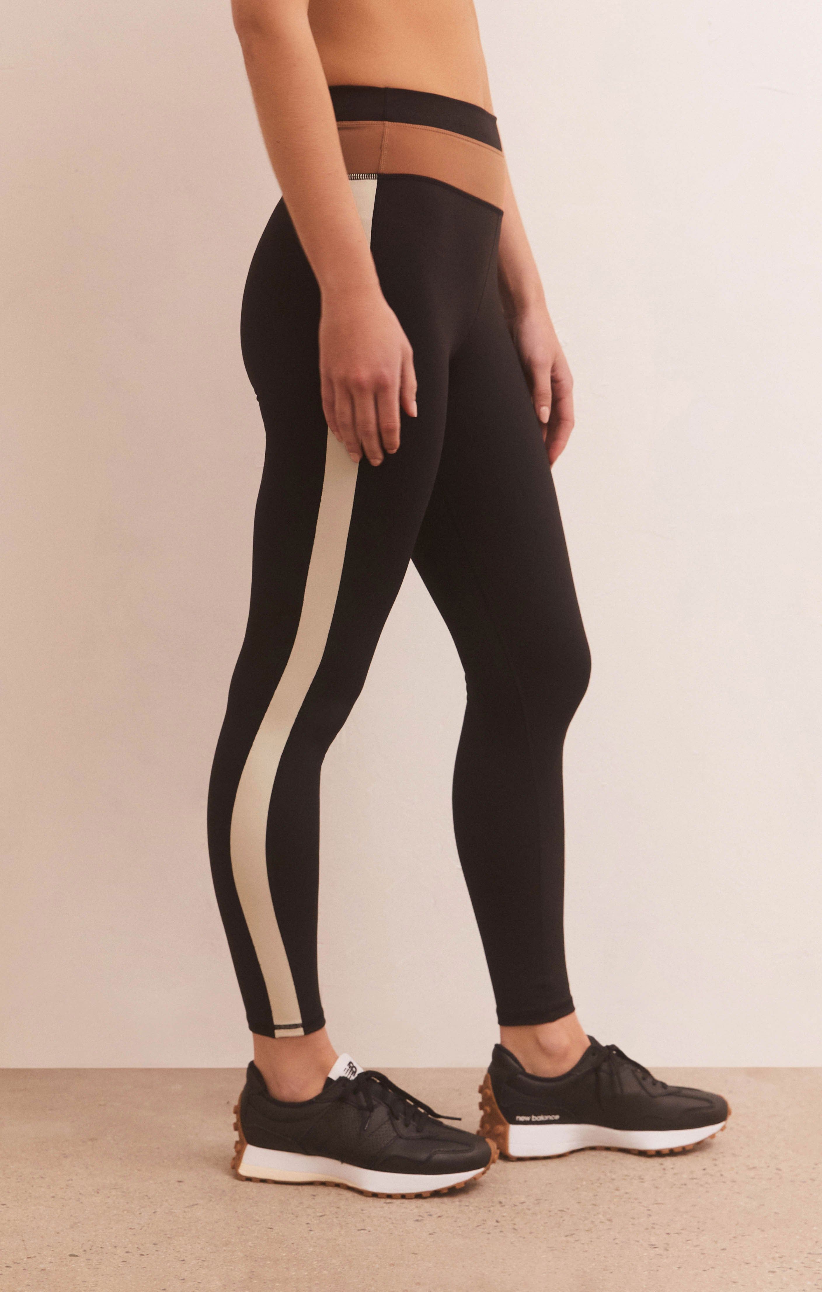 In The Zone 7/8 Legging sold by Z Supply product image thumbnail 3