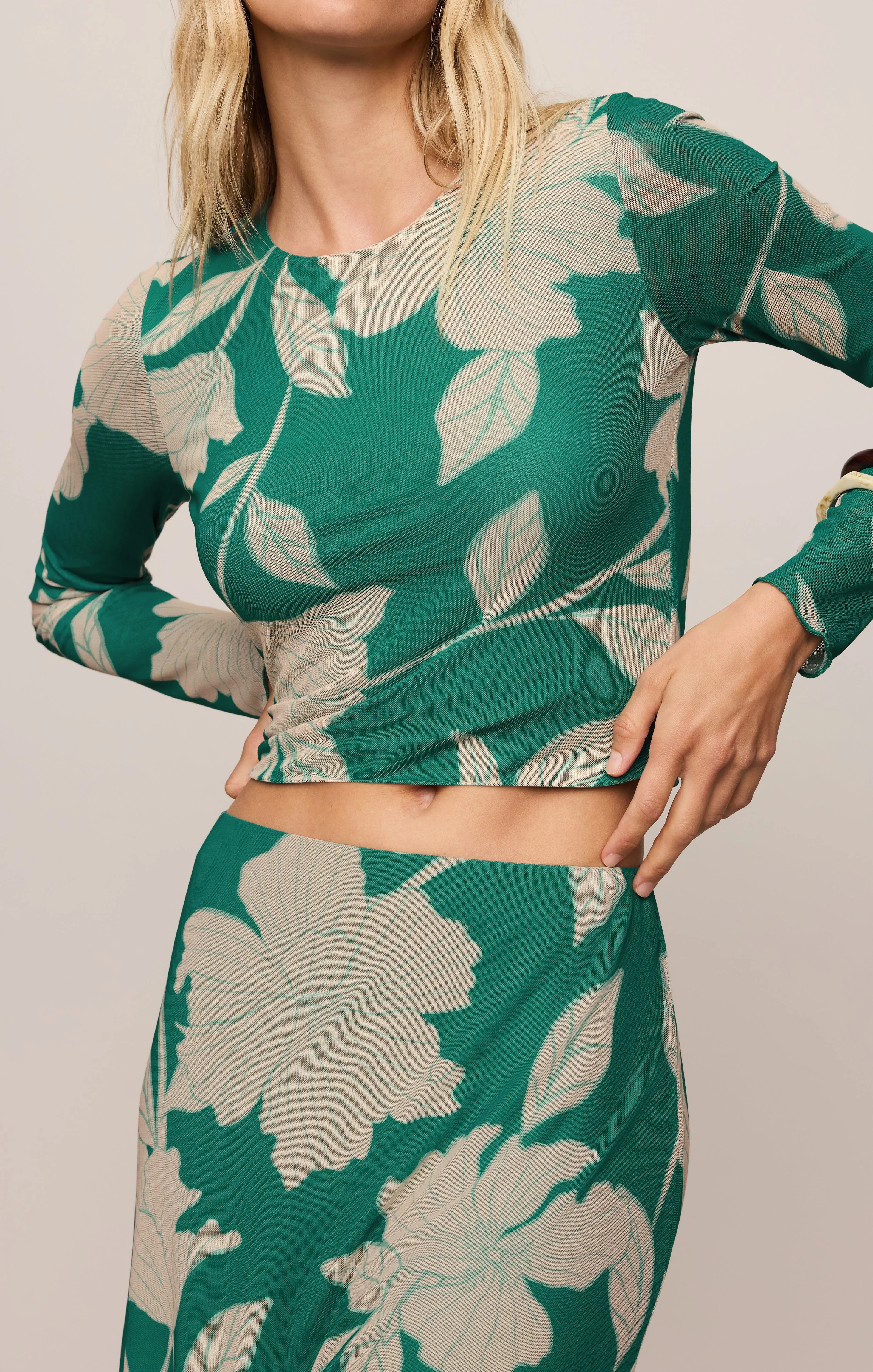 Eda Bloom Floral Mesh Maxi Skirt sold by Z Supply product image thumbnail 5