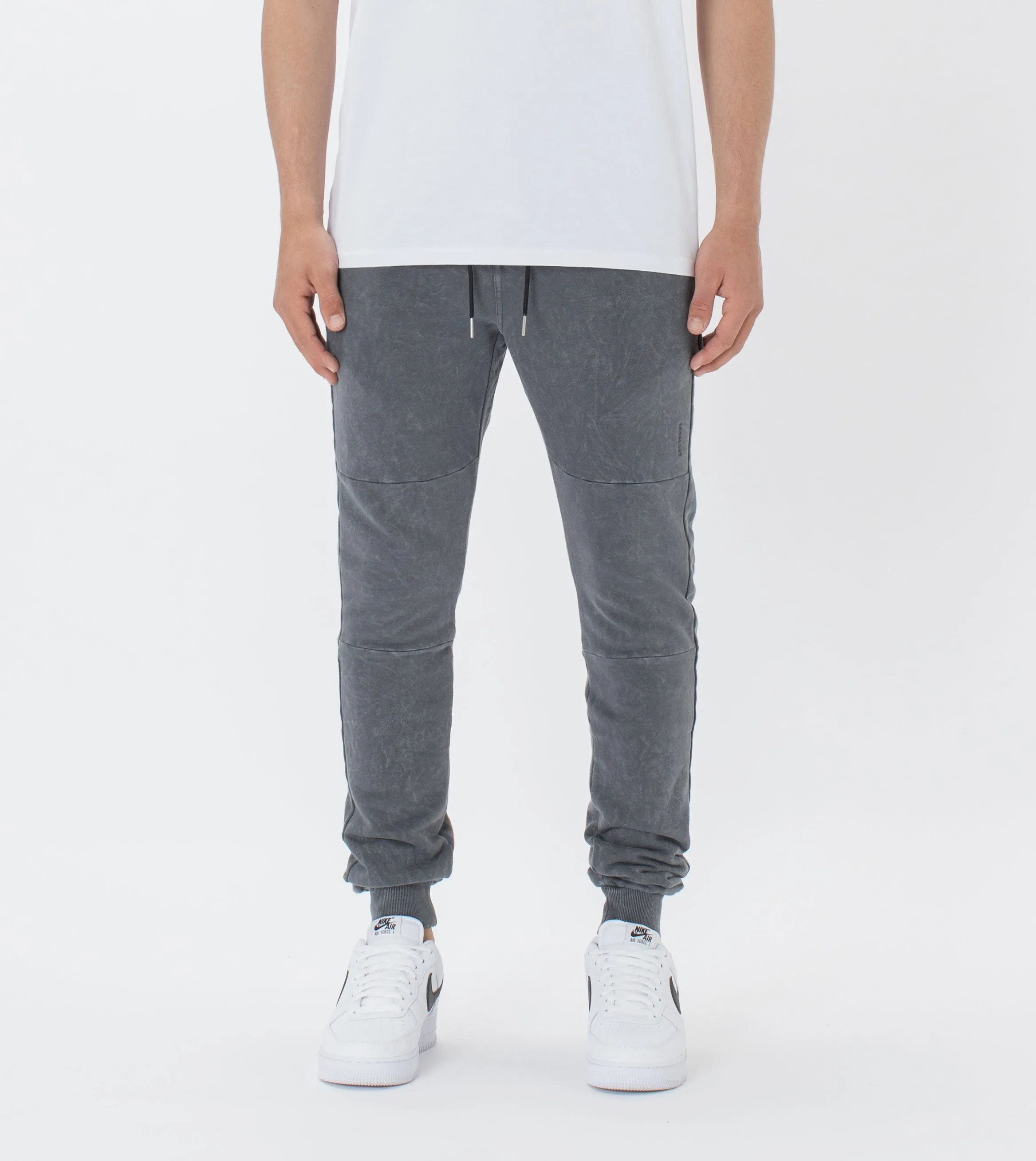 Sureshot Fleece Jogger Grey Salt sold by Zanerobe
