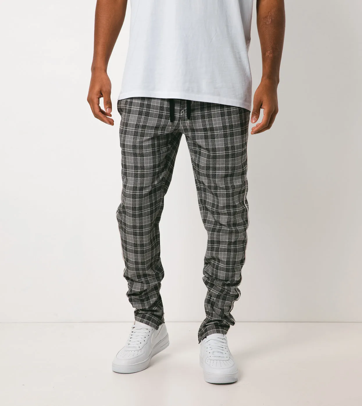 Plaid Unblockshot Chino Static Black sold by Zanerobe product image thumbnail 2
