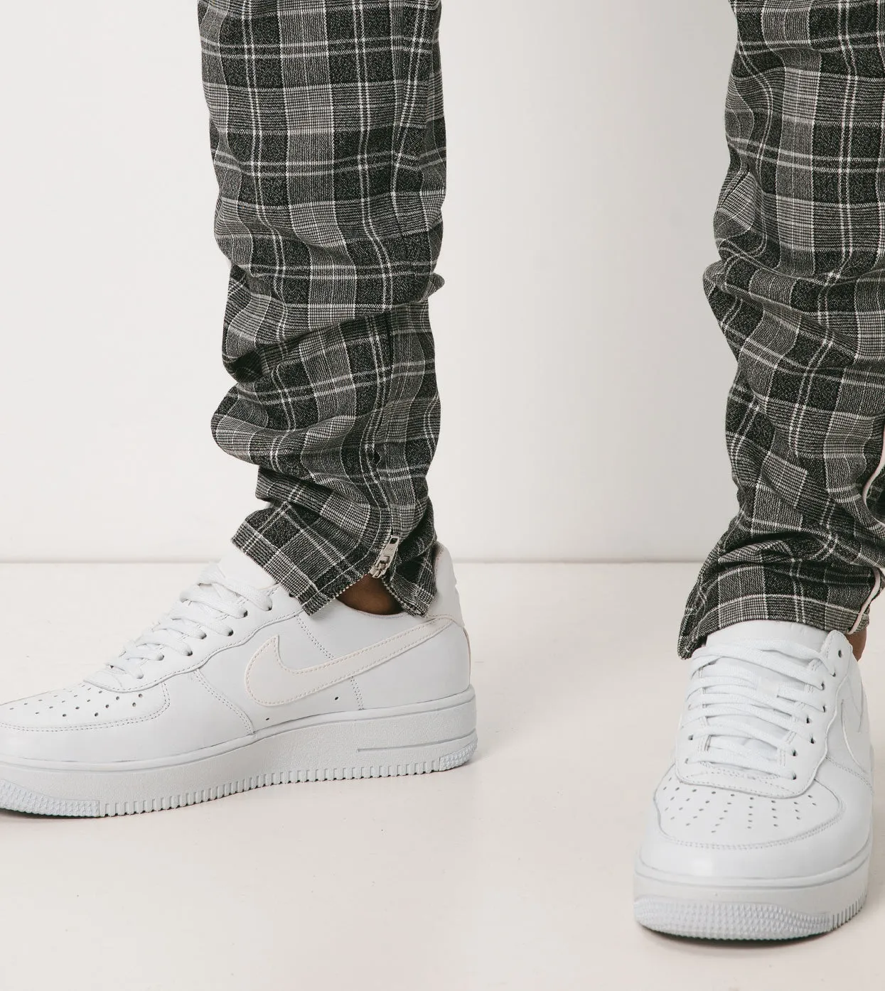 Plaid Unblockshot Chino Static Black sold by Zanerobe product image thumbnail 3