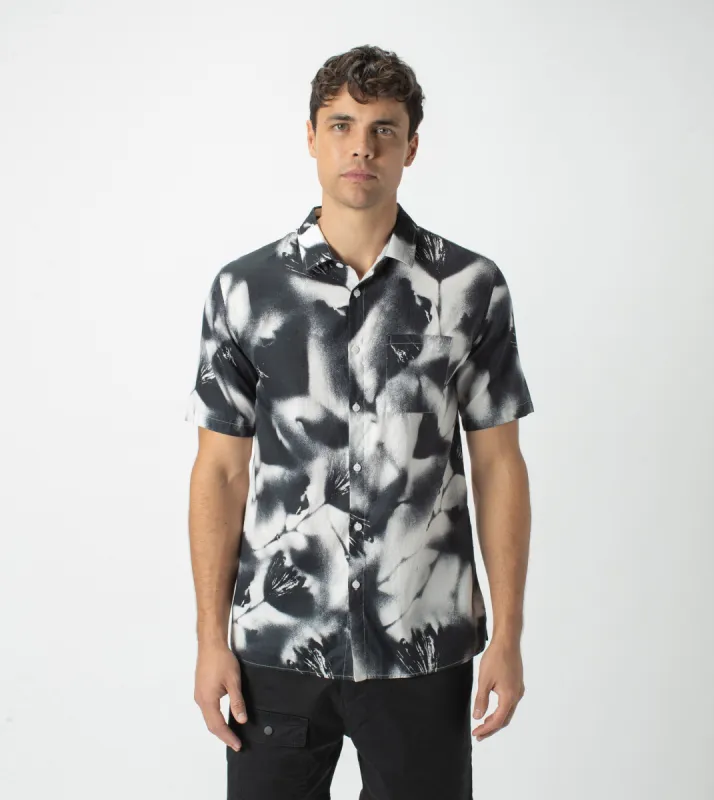 Mist SS Shirt Black sold by Zanerobe