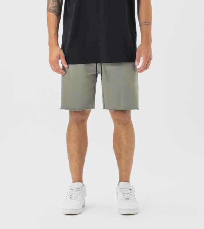 Jumpa Fleece Short Dk Moss sold by Zanerobe