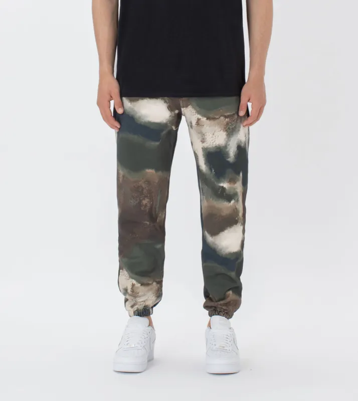 Jumpa Fleece Jogger Washed Camo sold by Zanerobe
