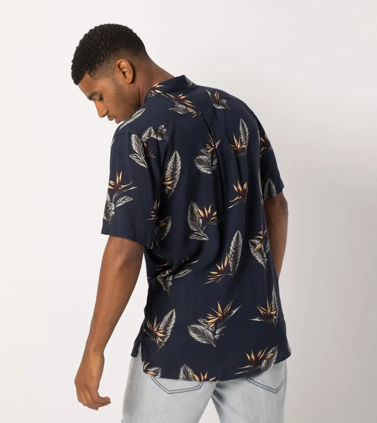 Paradise SS Shirt Navy sold by Zanerobe