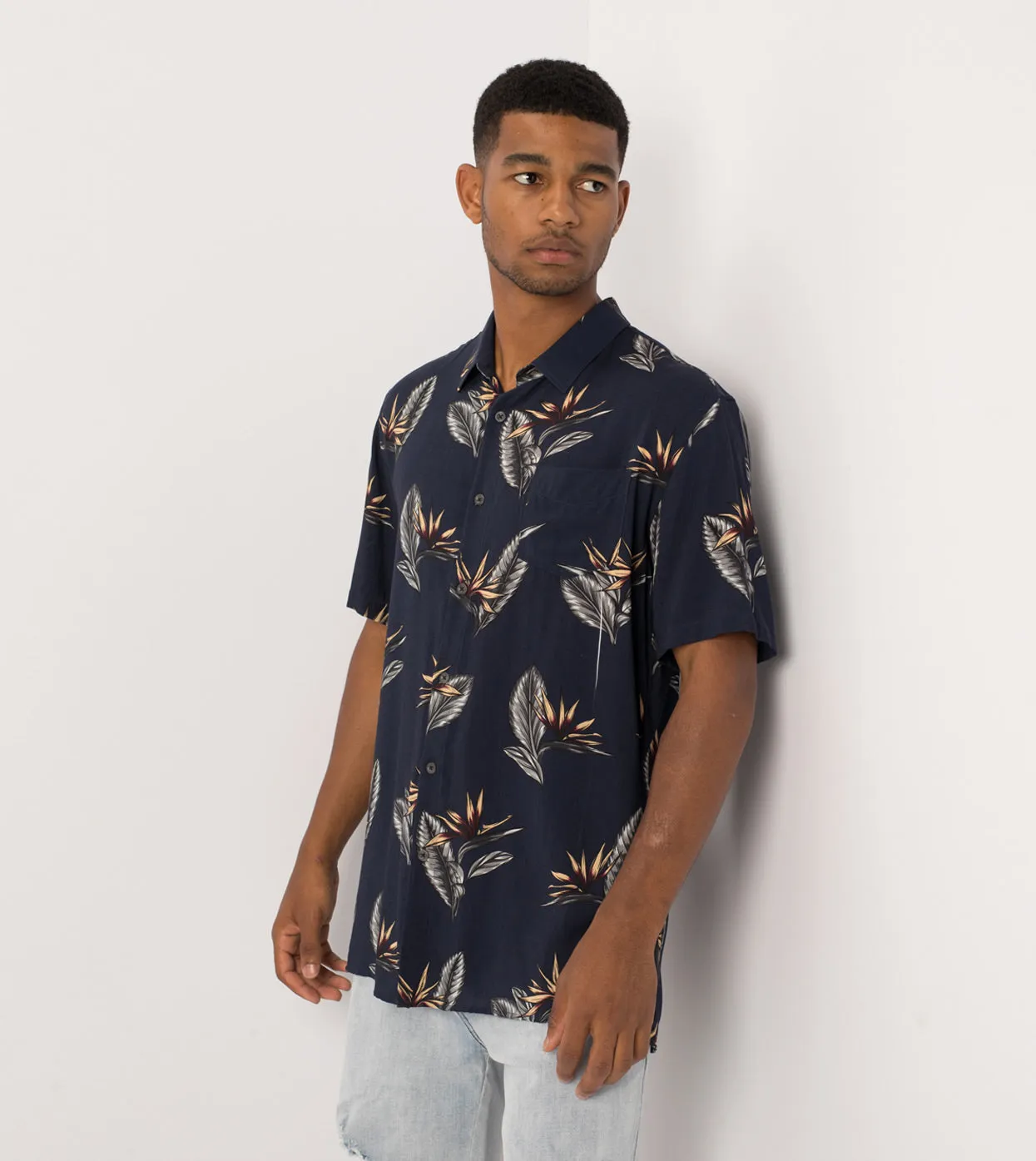 Paradise SS Shirt Navy sold by Zanerobe product image thumbnail 2