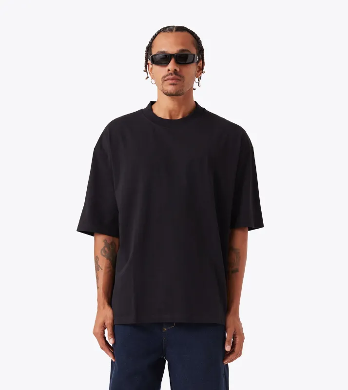 Flow Tee Black sold by Zanerobe