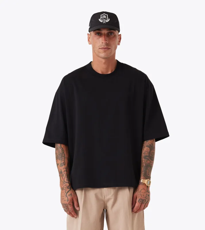 Flow Crop Tee Black sold by Zanerobe