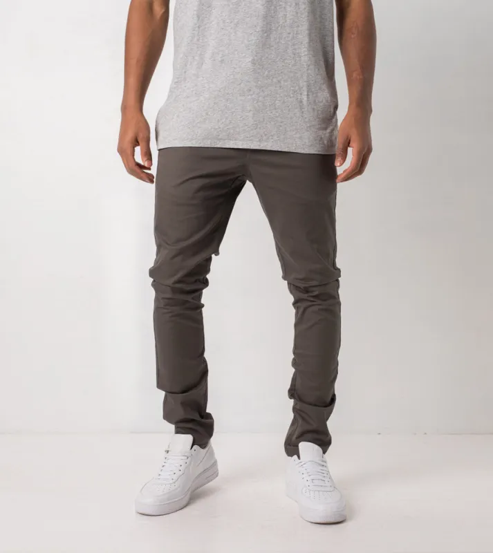 Snapshot Chino Peat sold by Zanerobe