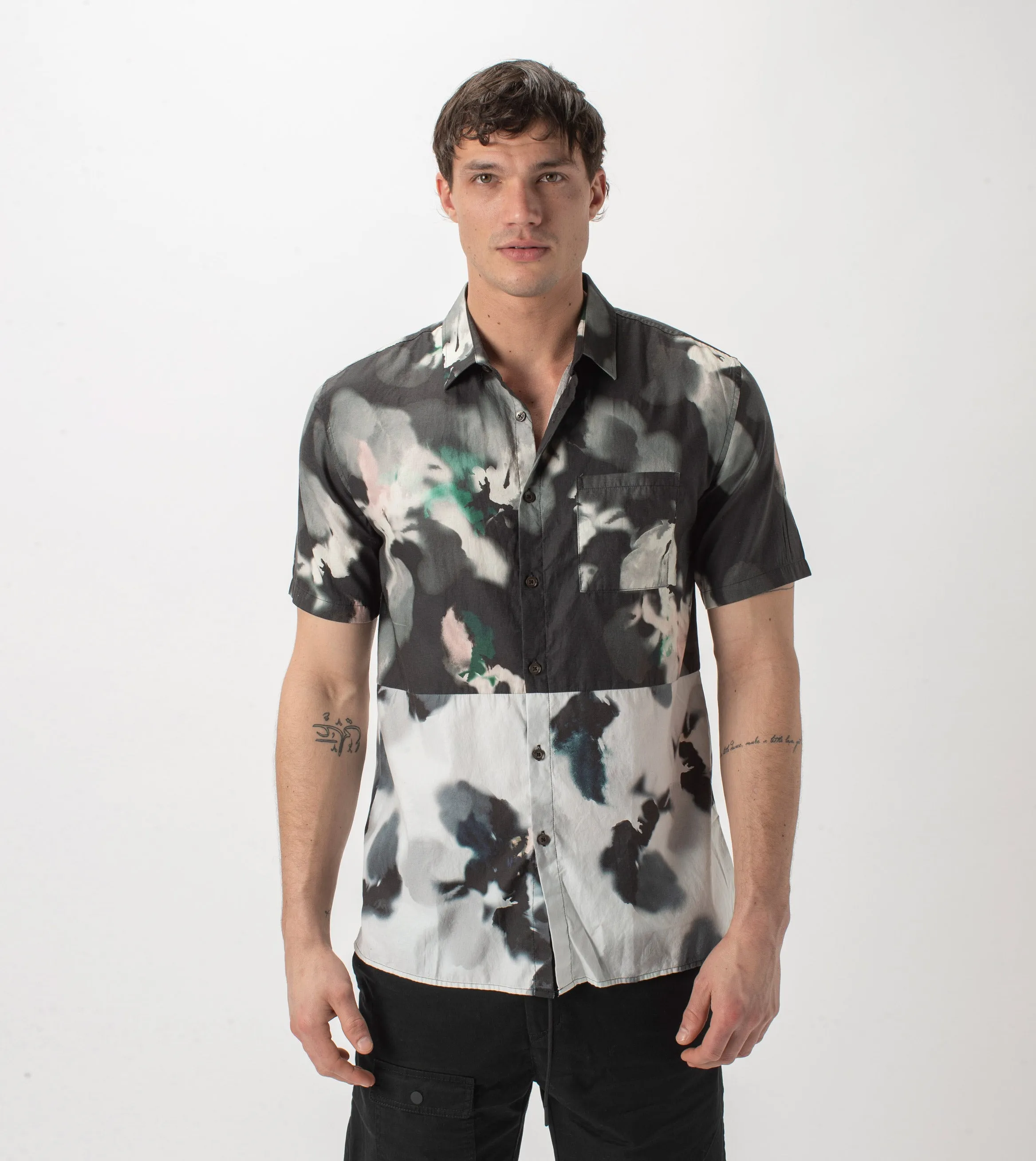 Floating Floral SS Shirt Black/White sold by Zanerobe
