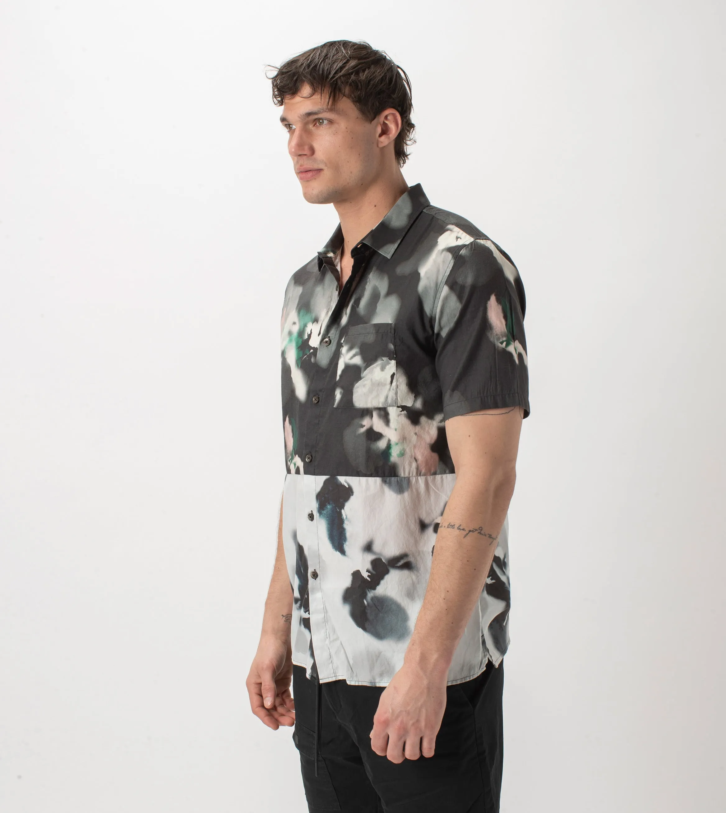 Floating Floral SS Shirt Black/White sold by Zanerobe product image thumbnail 2