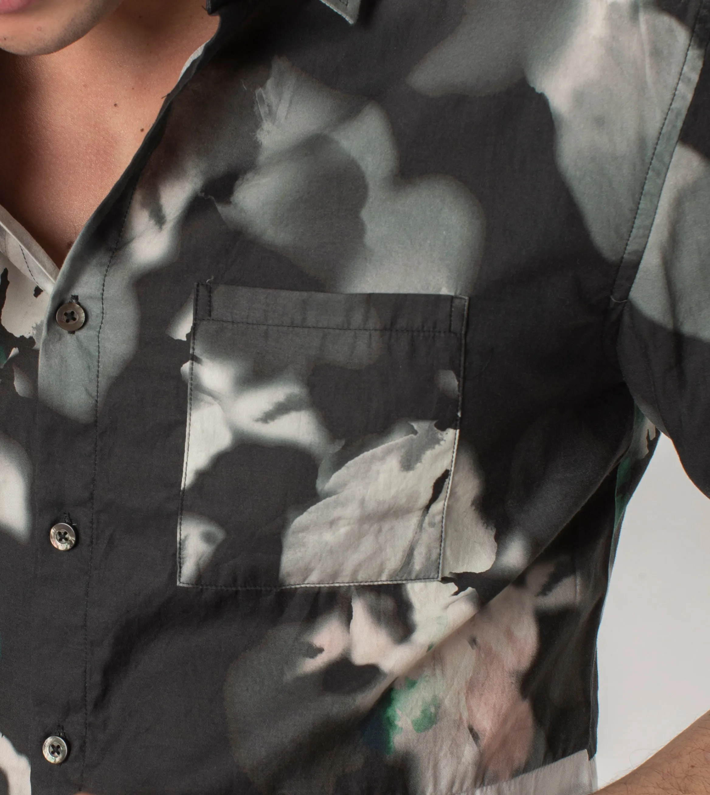 Floating Floral SS Shirt Black/White sold by Zanerobe product image thumbnail 3
