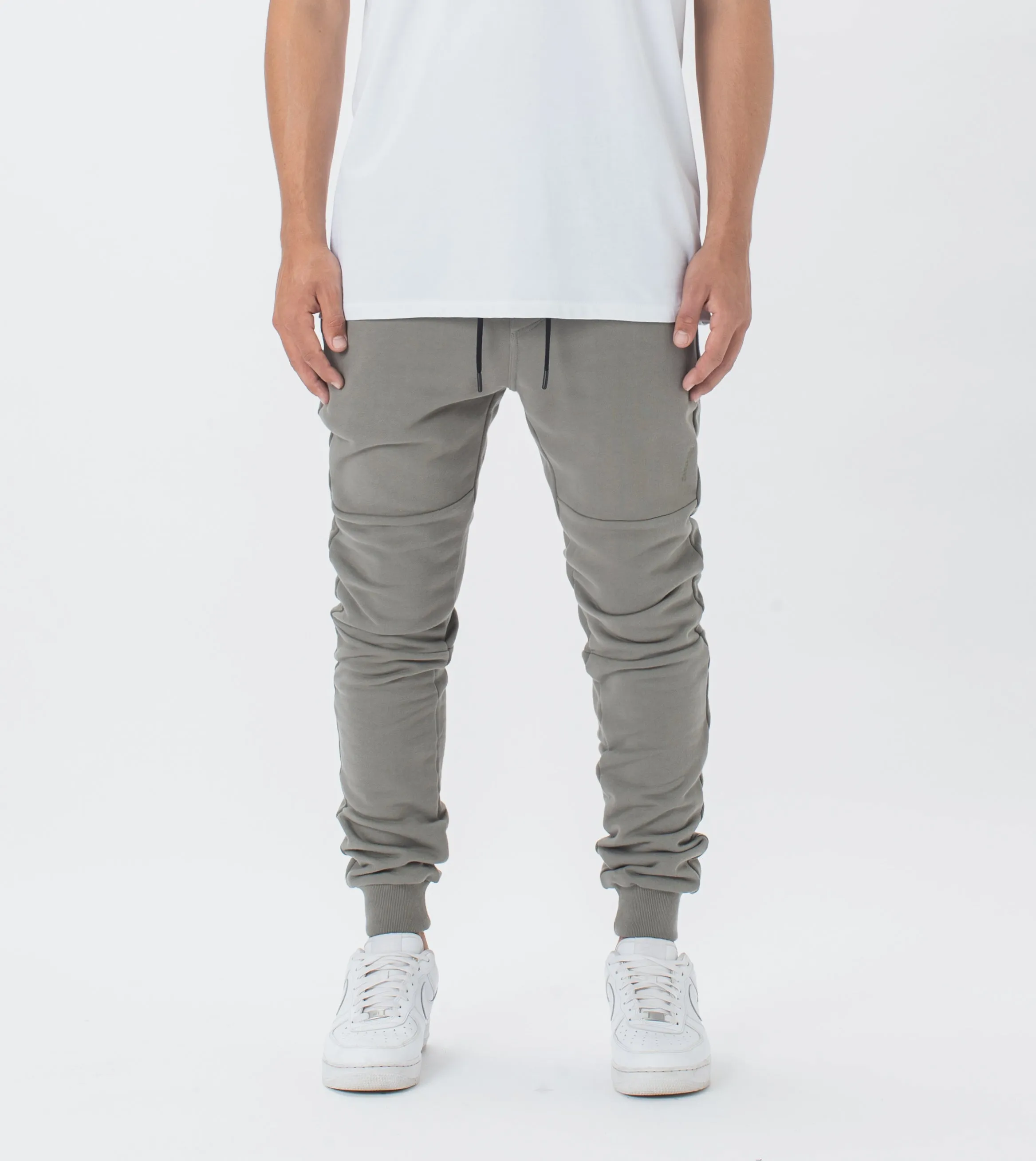 Sureshot Fleece Jogger DK Moss sold by Zanerobe