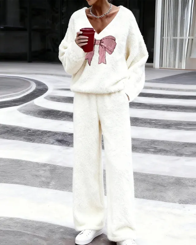 Cozy Plush Fabric Bow Pattern Casual Set sold by zeagoo