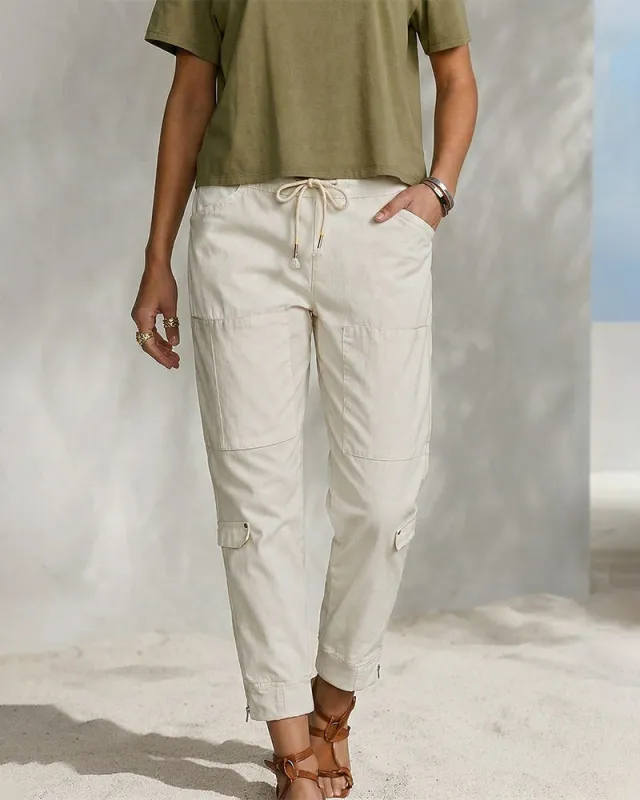 Modern Utility Pockets Elastic Waist Cropped Pants made by zeagoo