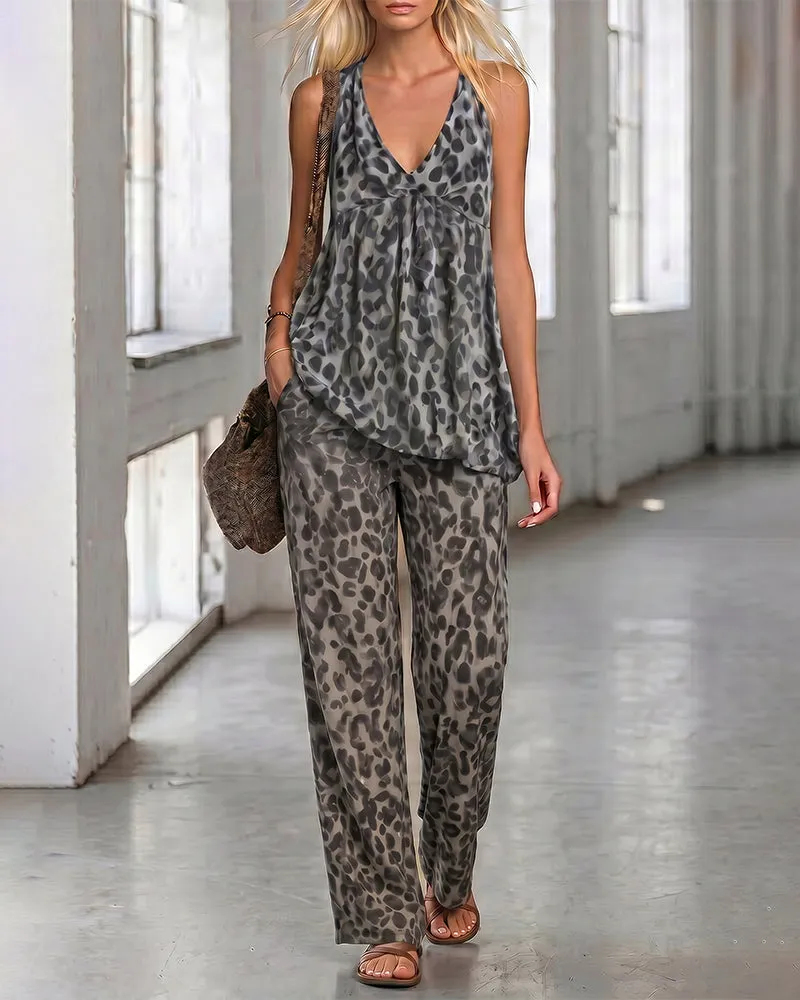 Fashion Deep V-neck Laopard Print Matching Set sold by zeagoo product image thumbnail 4