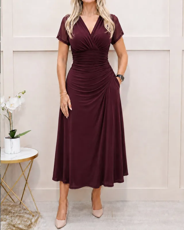 Modest Pleated Mesh A-Line Cocktail Dress with Pockets made by zeagoo