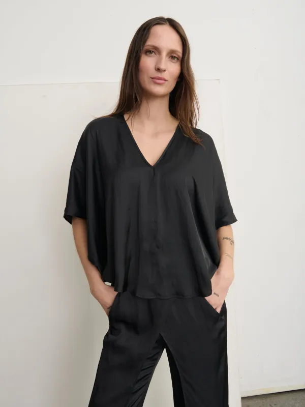 Circle Top sold by Zero + Maria Cornejo