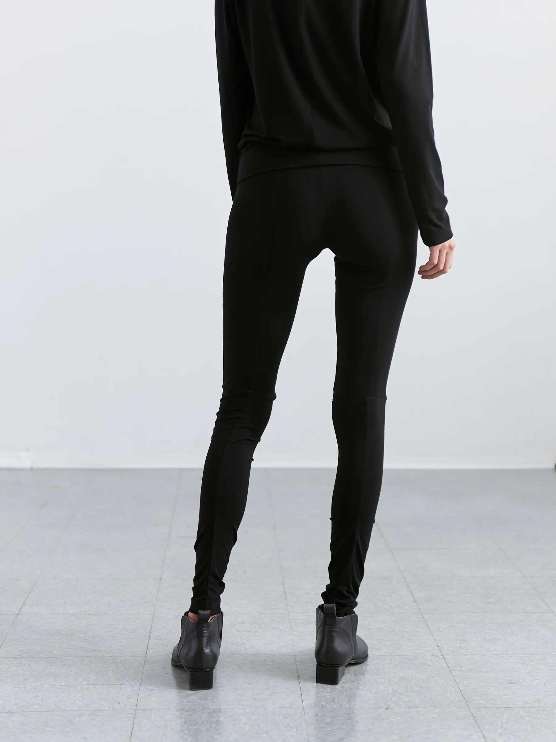 Curve Seam Legging sold by Zero + Maria Cornejo product image thumbnail 4