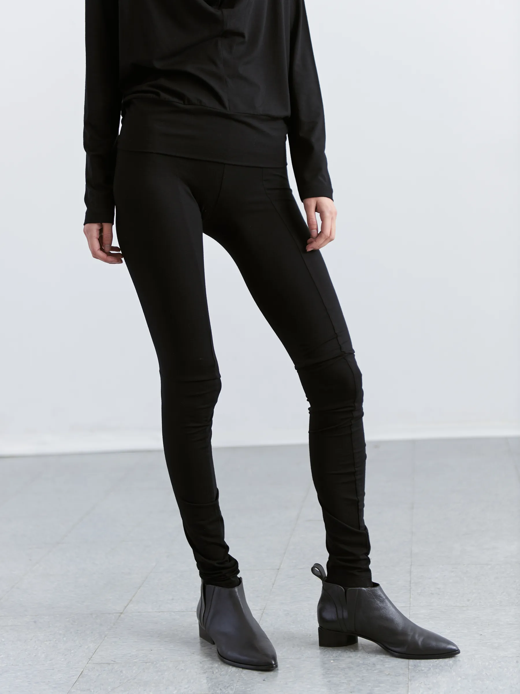 Curve Seam Legging sold by Zero + Maria Cornejo product image thumbnail 2