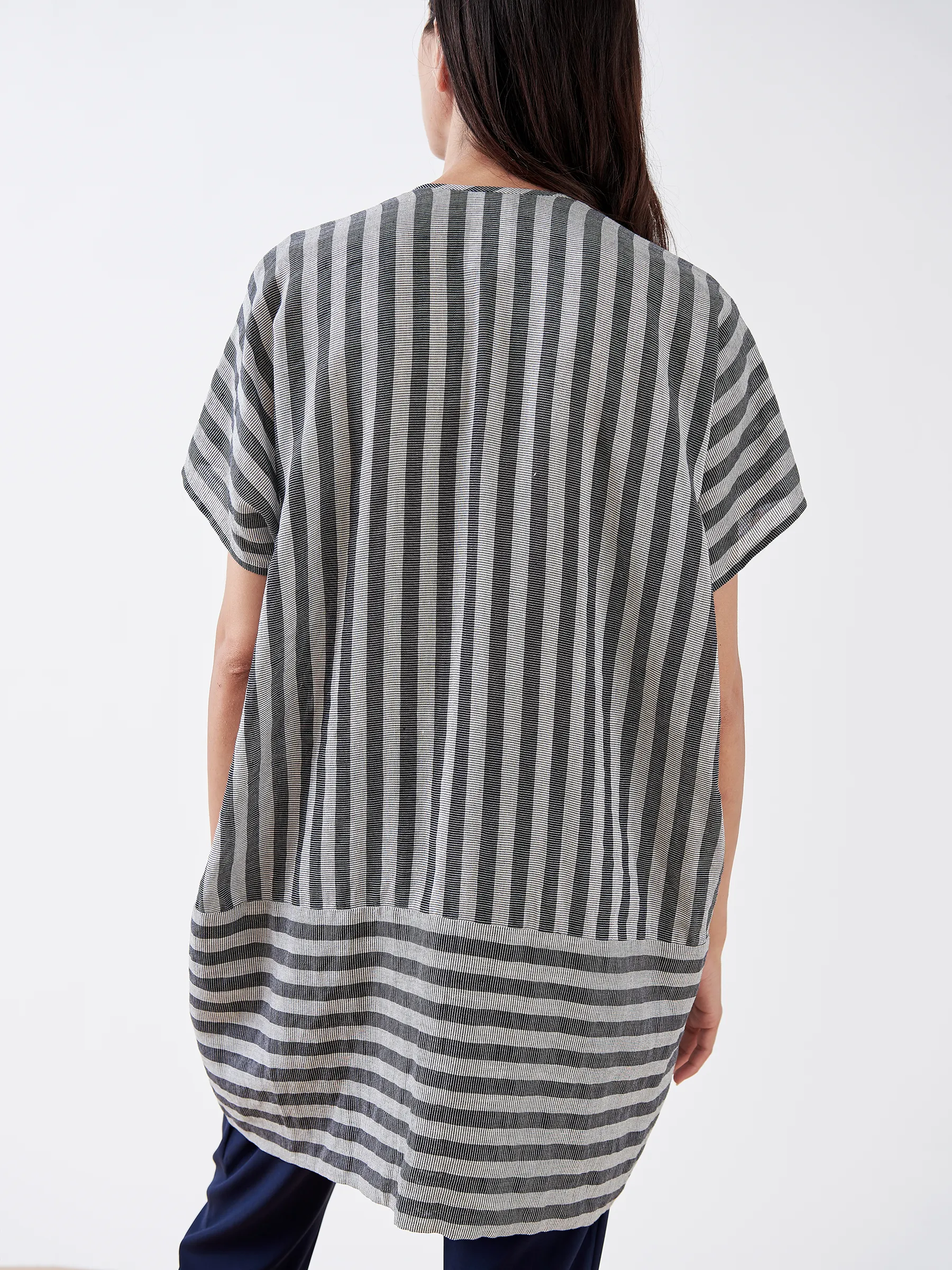 Tasi Tunic Sample sold by Zero + Maria Cornejo product image thumbnail 4