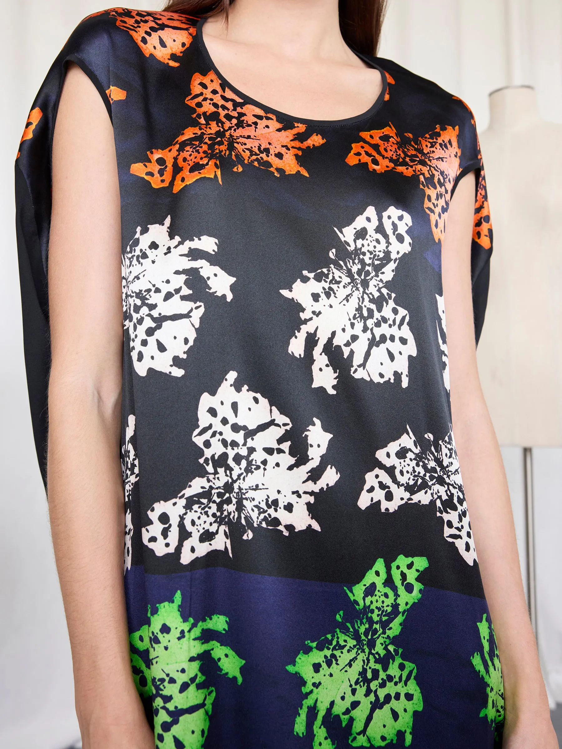 Sleeveless Pod Dress Sample sold by Zero + Maria Cornejo product image thumbnail 2