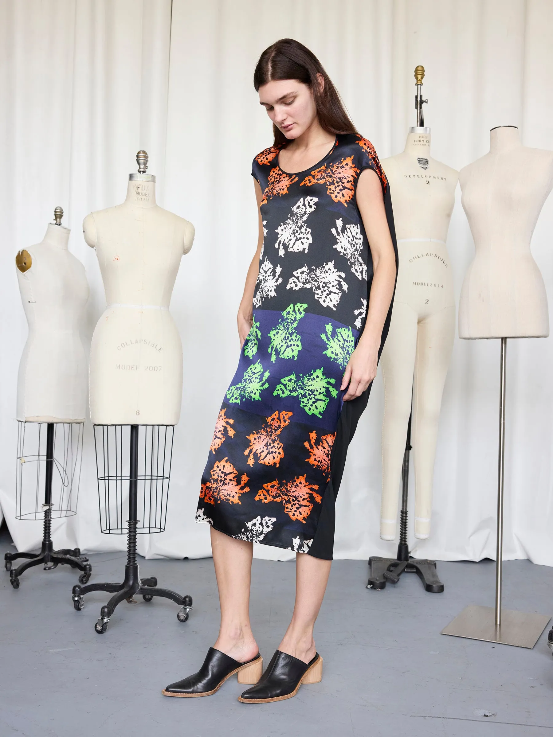 Sleeveless Pod Dress Sample sold by Zero + Maria Cornejo product image thumbnail 3