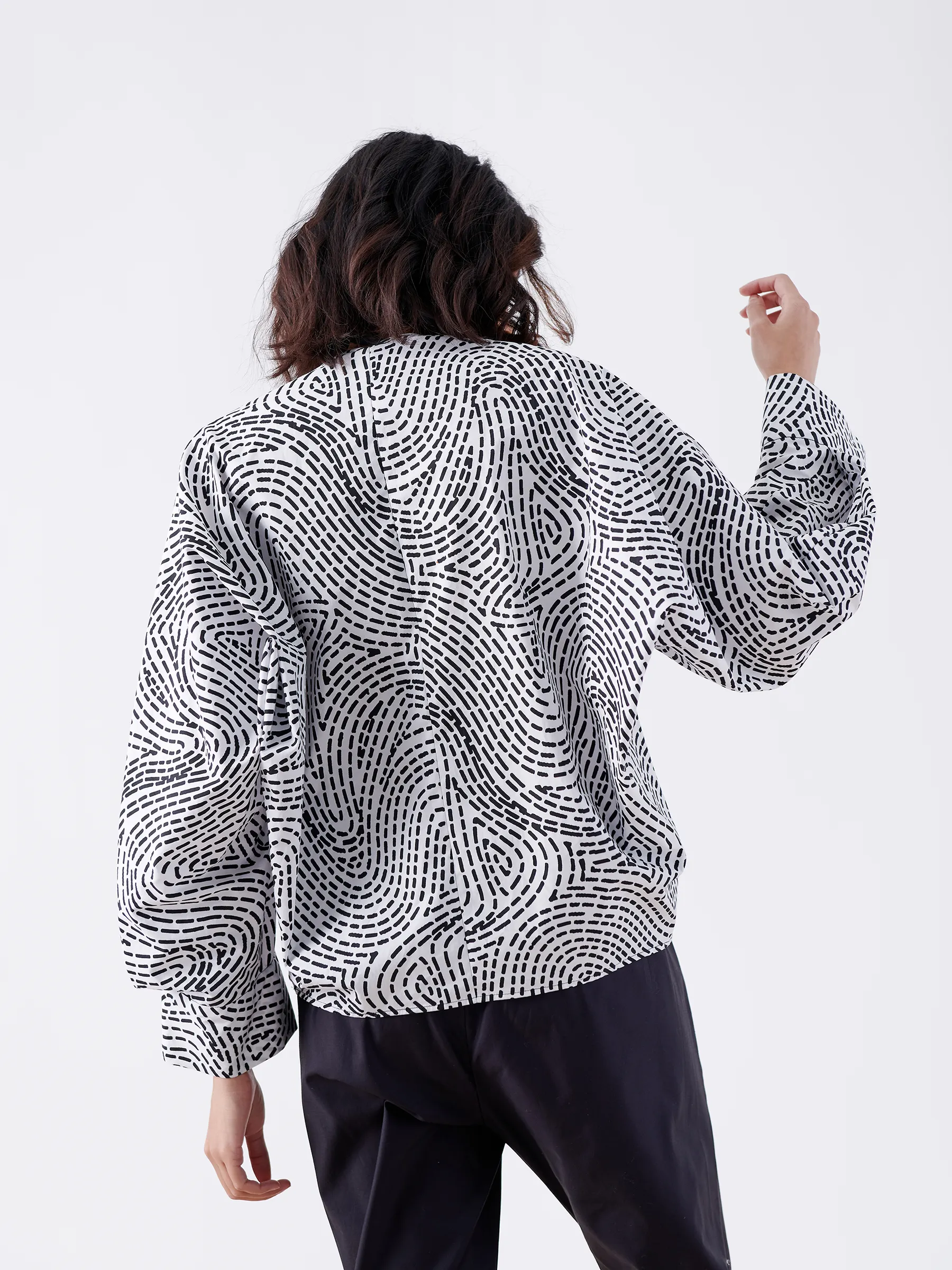 Long-Sleeved Akeo Shirt Sample sold by Zero + Maria Cornejo product image thumbnail 5