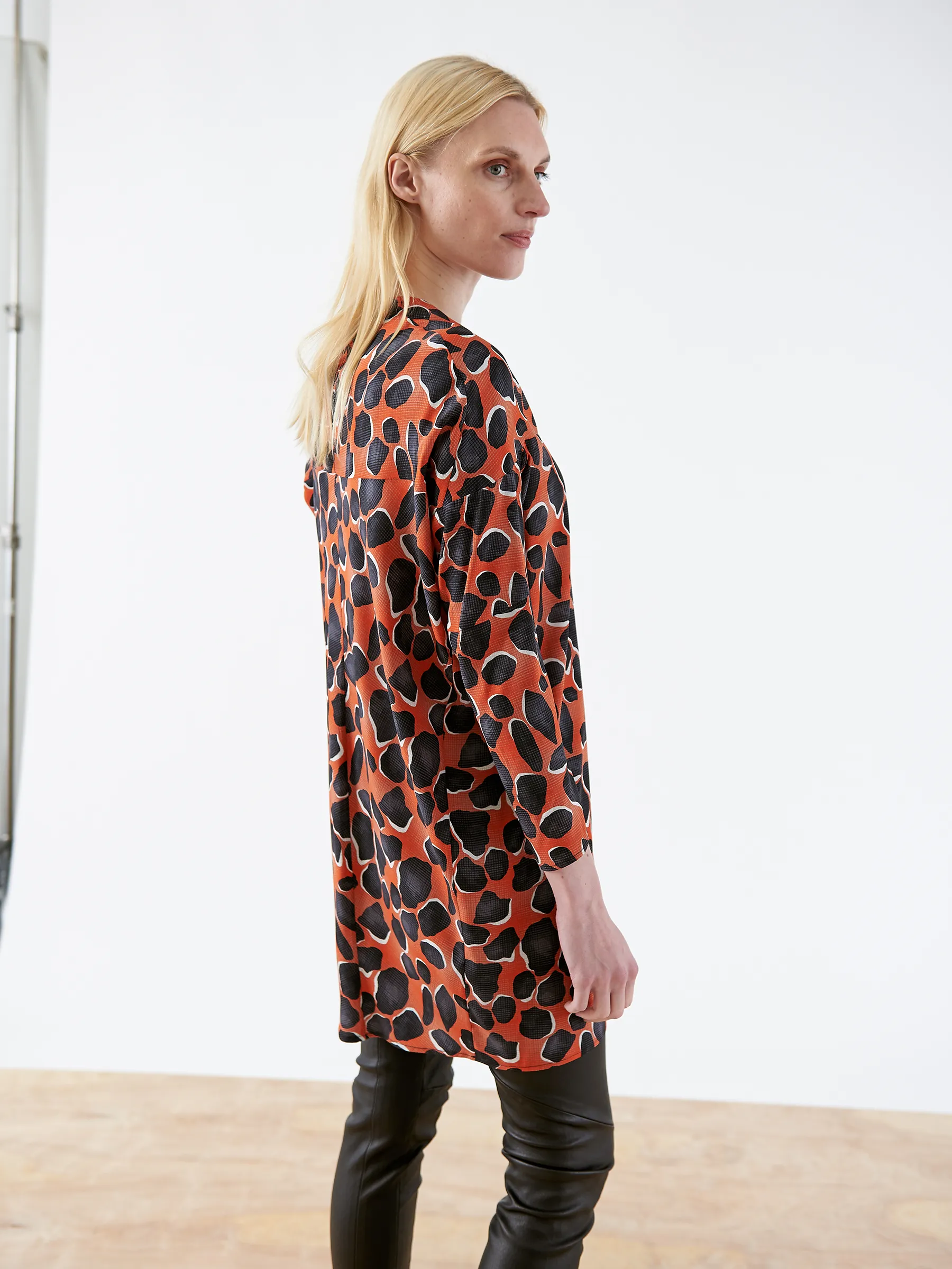 Long-Sleeved Hex Tunic Dress Sample sold by Zero + Maria Cornejo product image thumbnail 4