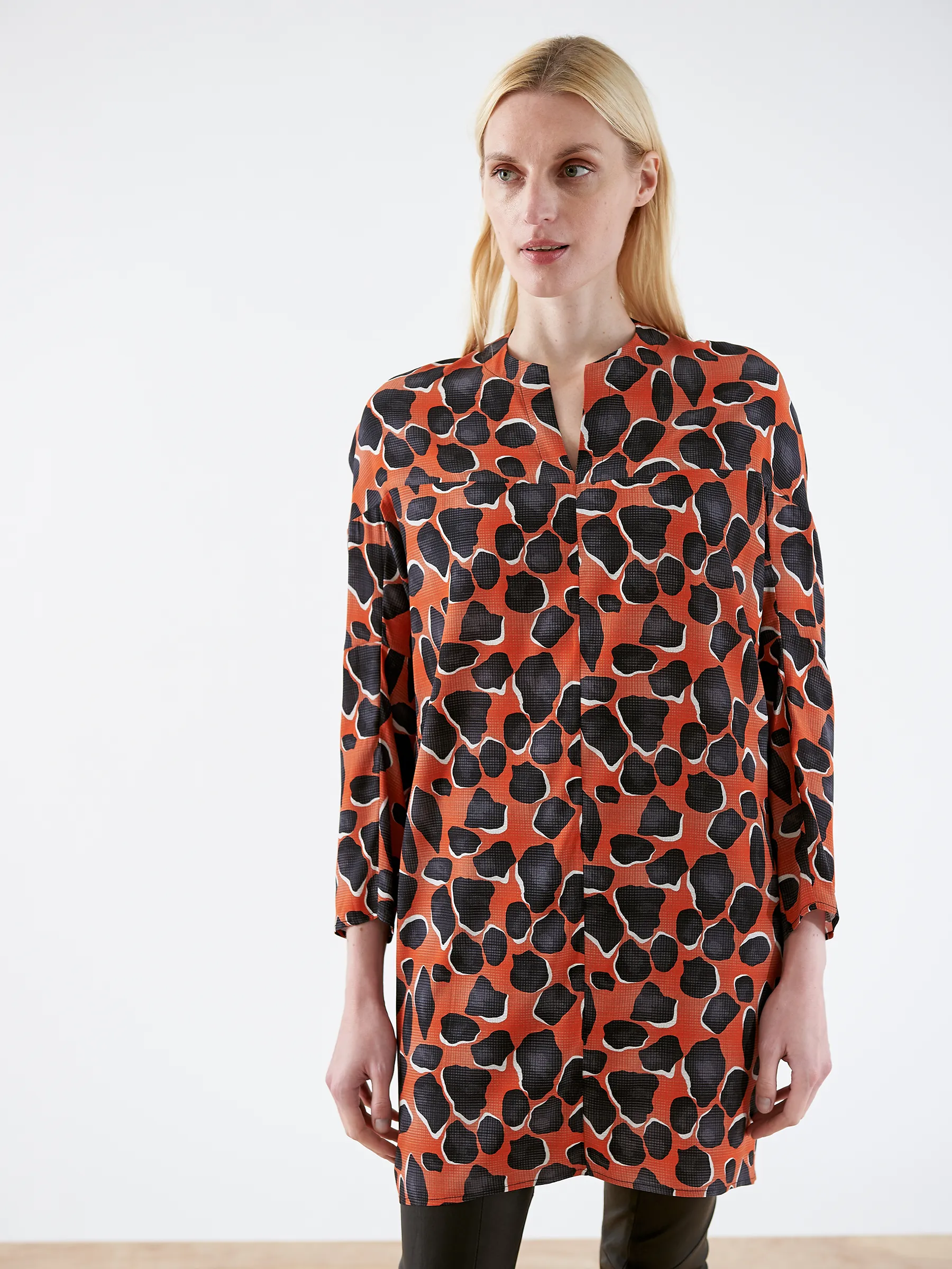 Long-Sleeved Hex Tunic Dress Sample sold by Zero + Maria Cornejo product image thumbnail 2