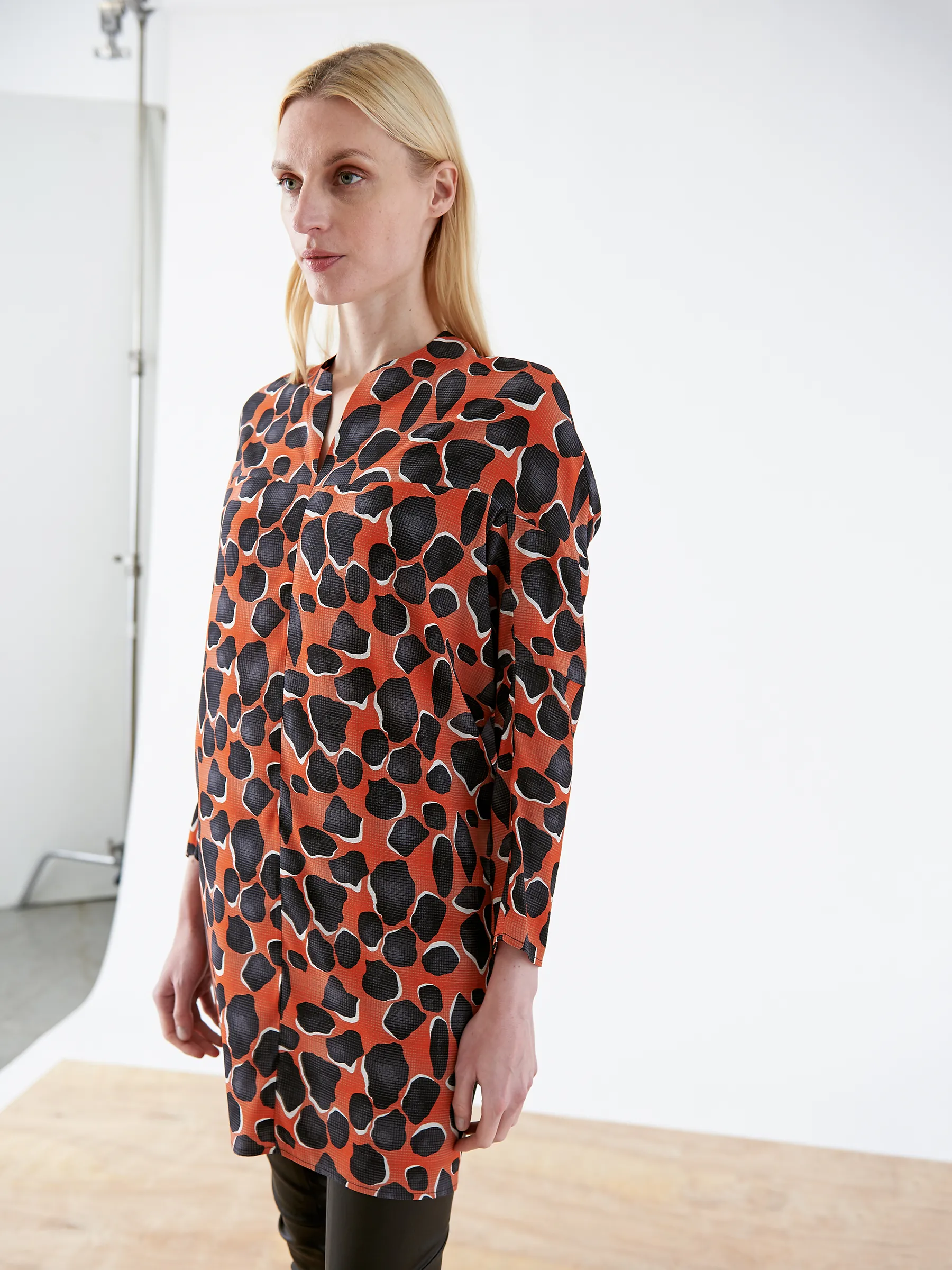 Long-Sleeved Hex Tunic Dress Sample sold by Zero + Maria Cornejo product image thumbnail 3