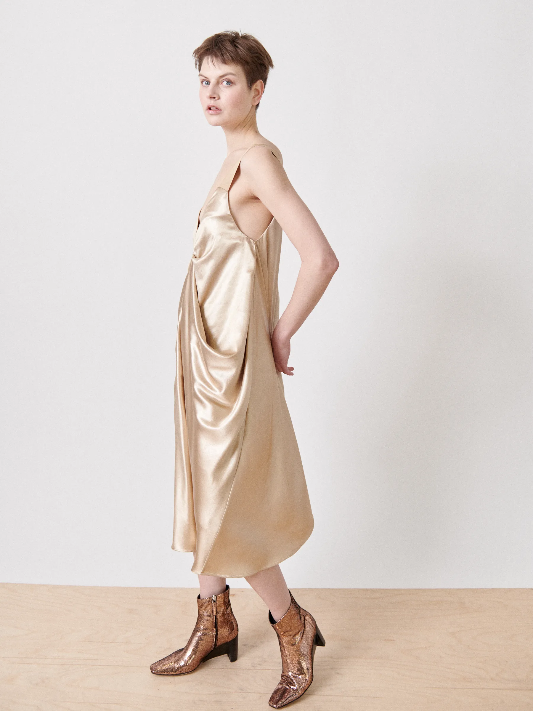 Looma Dress Sample sold by Zero + Maria Cornejo product image thumbnail 4