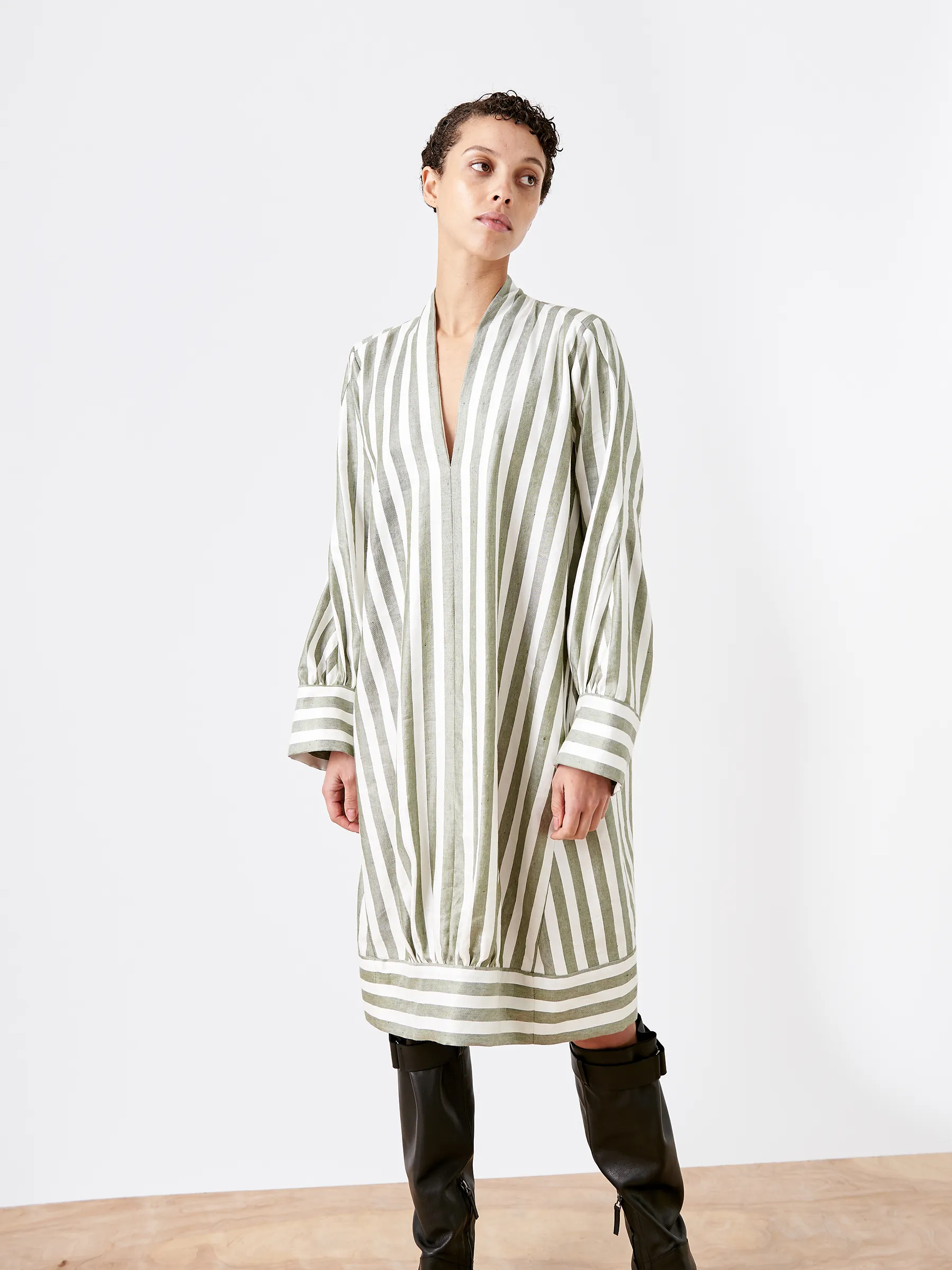 Long-Sleeved Sacha Dress Sample sold by Zero + Maria Cornejo product image thumbnail 3