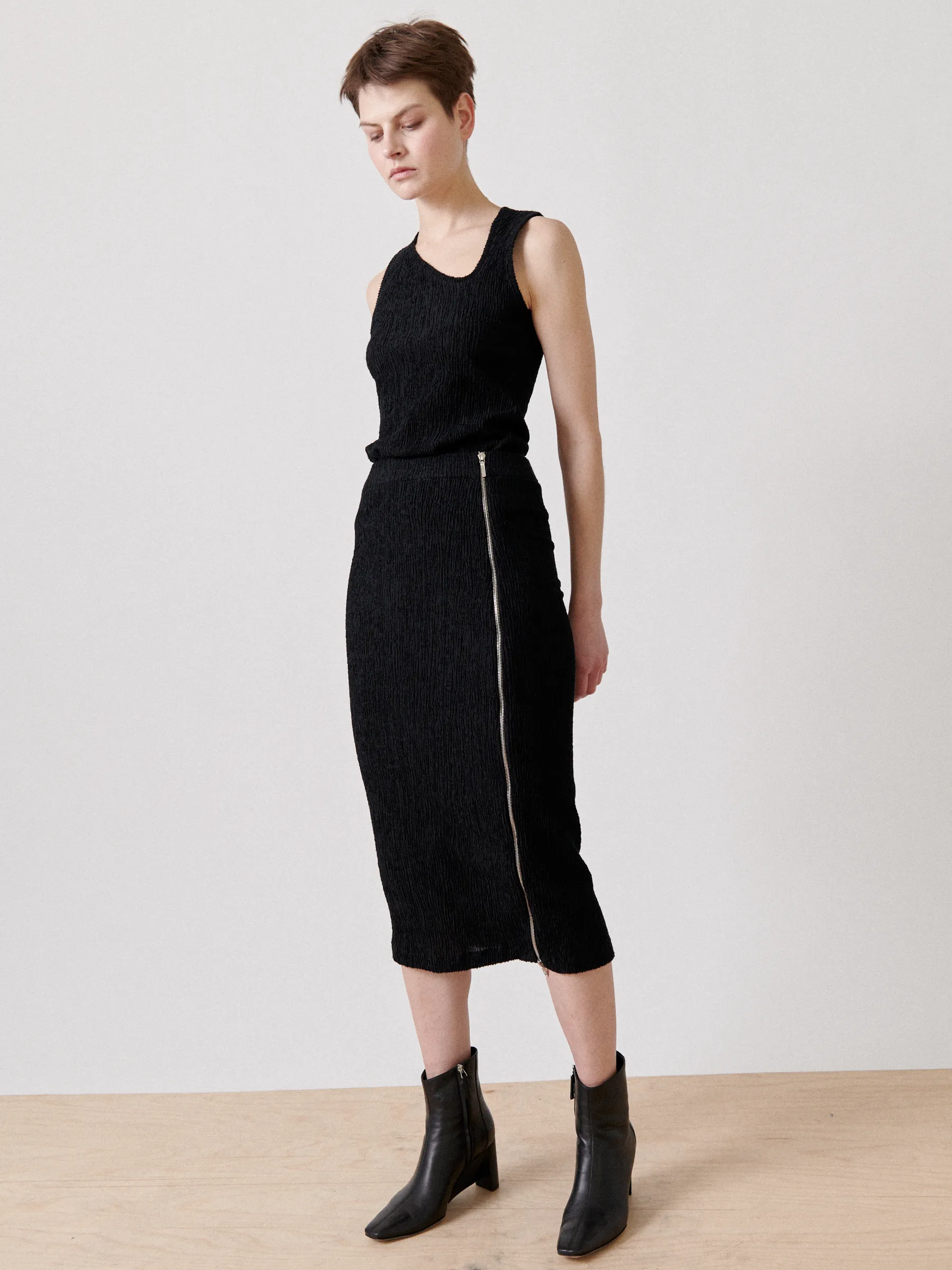 Joe Zip Skirt Sample sold by Zero + Maria Cornejo product image thumbnail 4