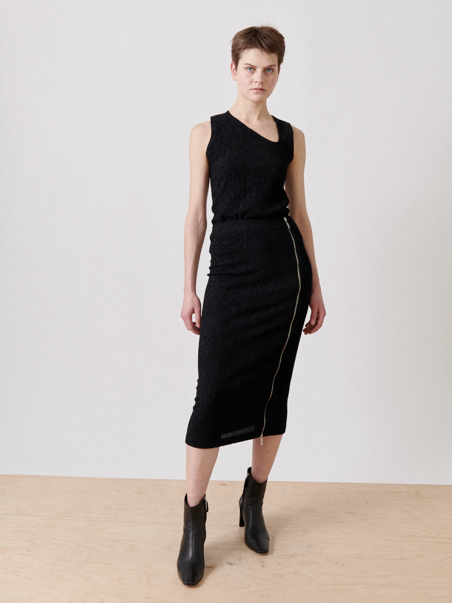 Joe Zip Skirt Sample sold by Zero + Maria Cornejo product image thumbnail 2
