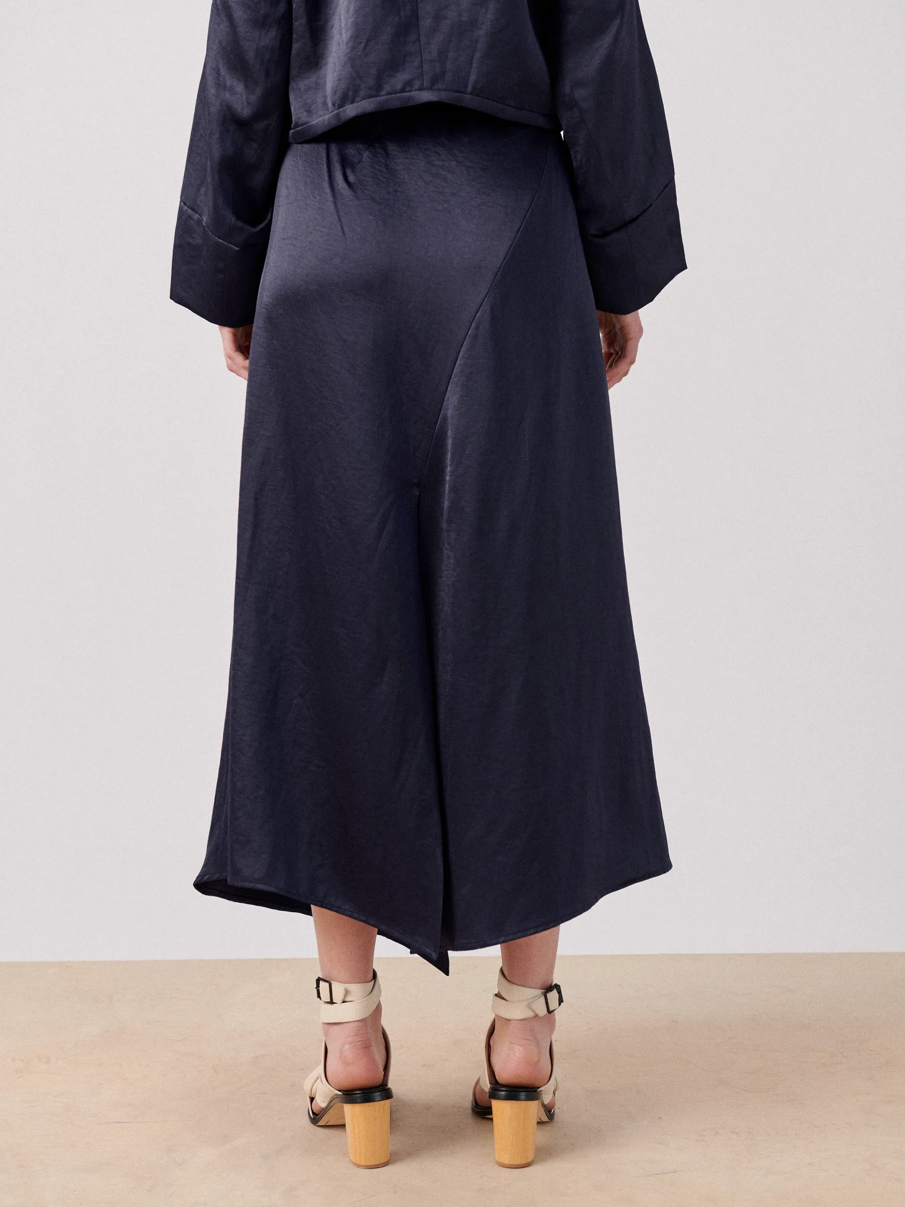 Silent Skirt Sample sold by Zero + Maria Cornejo product image thumbnail 5