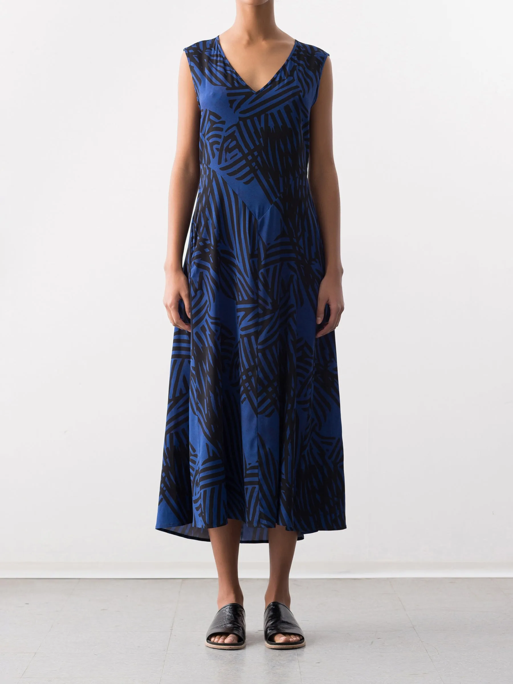 Eve Jazmin Dress Sample sold by Zero + Maria Cornejo product image thumbnail 3