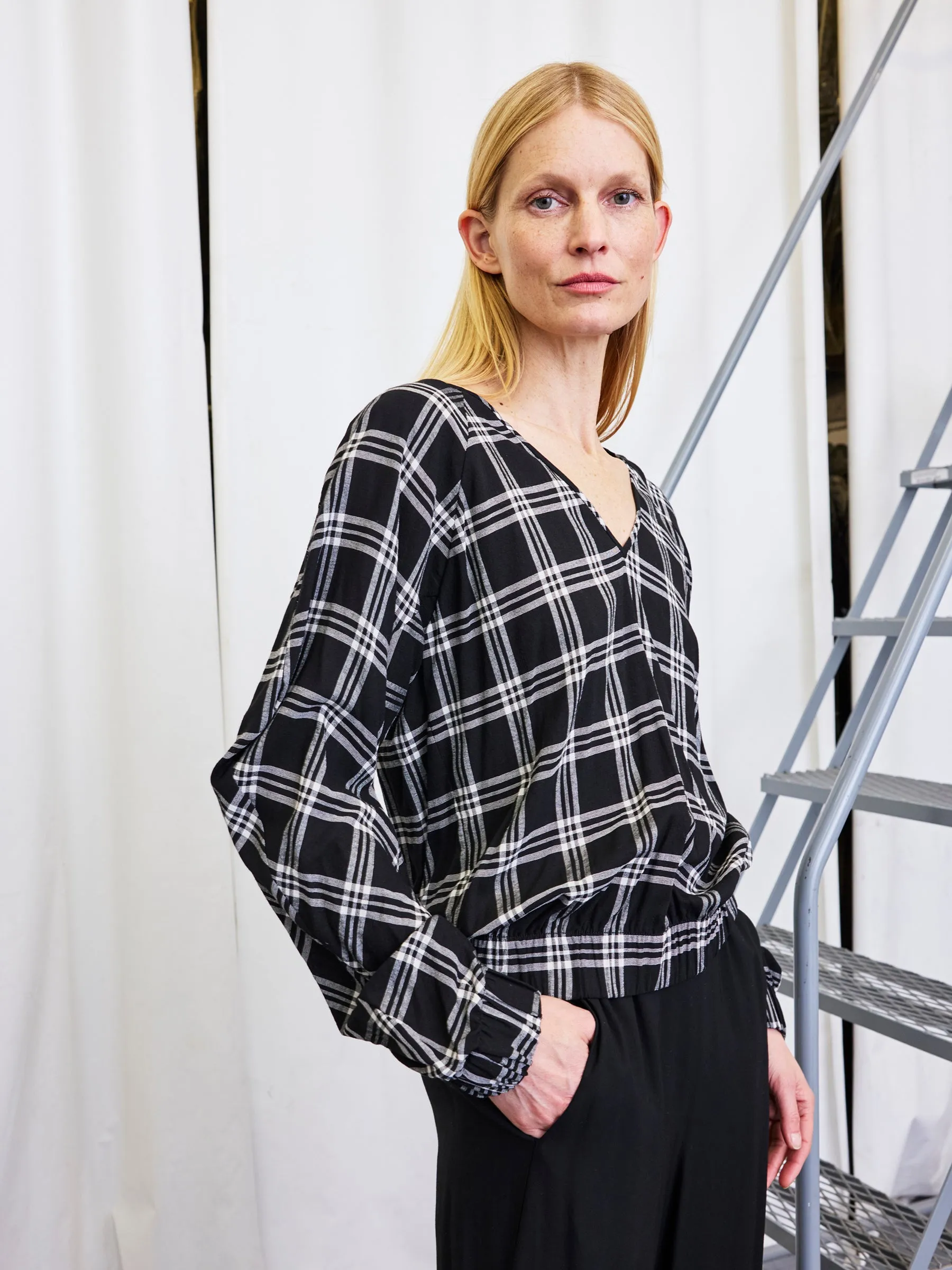 Cuadro B Top Sample sold by Zero + Maria Cornejo product image thumbnail 2