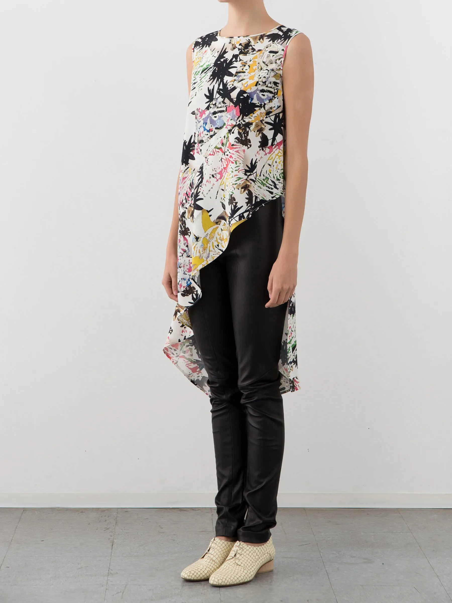 Heli Tunic Sample sold by Zero + Maria Cornejo product image thumbnail 3